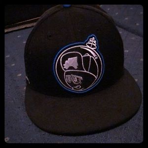 Trukfit flat brim snap back hat